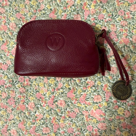 Women's Burgundy Leather Wallet - Picture 4 of 14